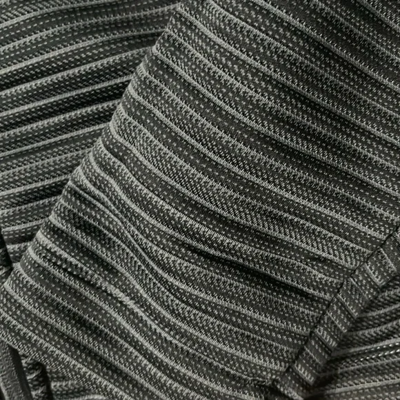 Perry Ellis - Picture 4 of 6